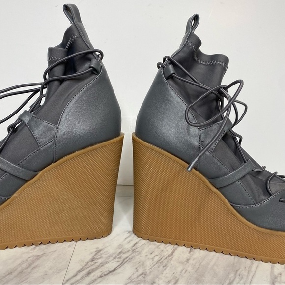 Steve Madden Atomic Wedge Boot - Picture 6 of 11